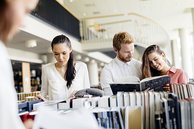 AEAS词汇辨析：pleased与pleasant区别在何处？