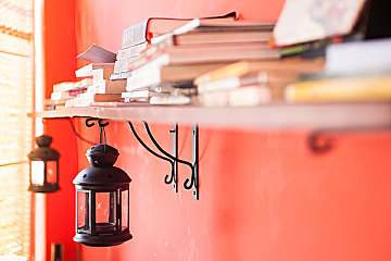 AEIS英语：留学新加坡Singlish听不懂？掌握这几个特征就好啦！