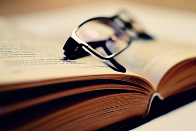 今日学习：PTE阅读中RO关系连词的分析